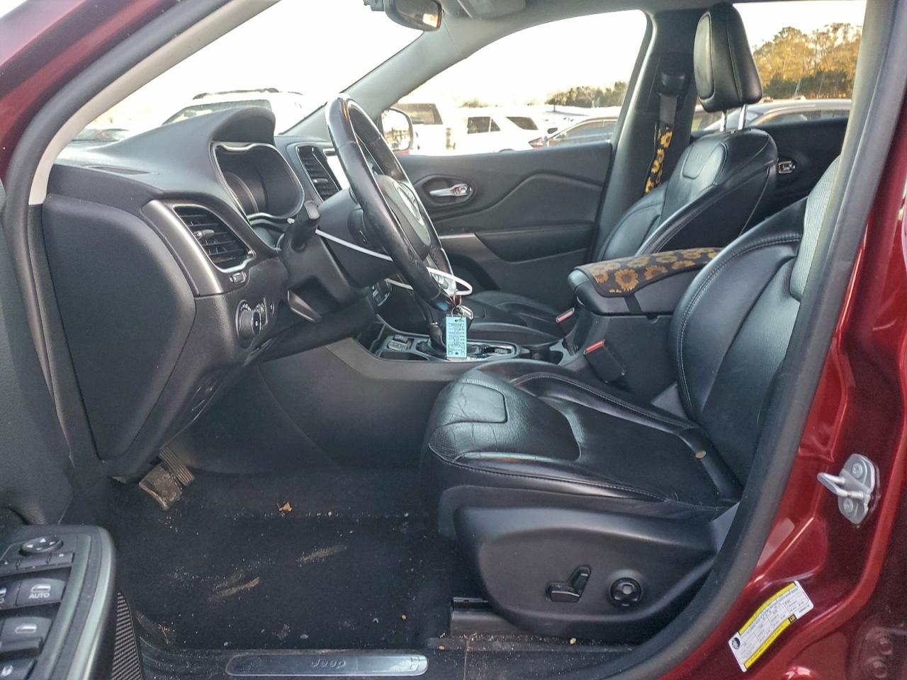 2019 JEEP CHEROKEE LIMITED photo 7
