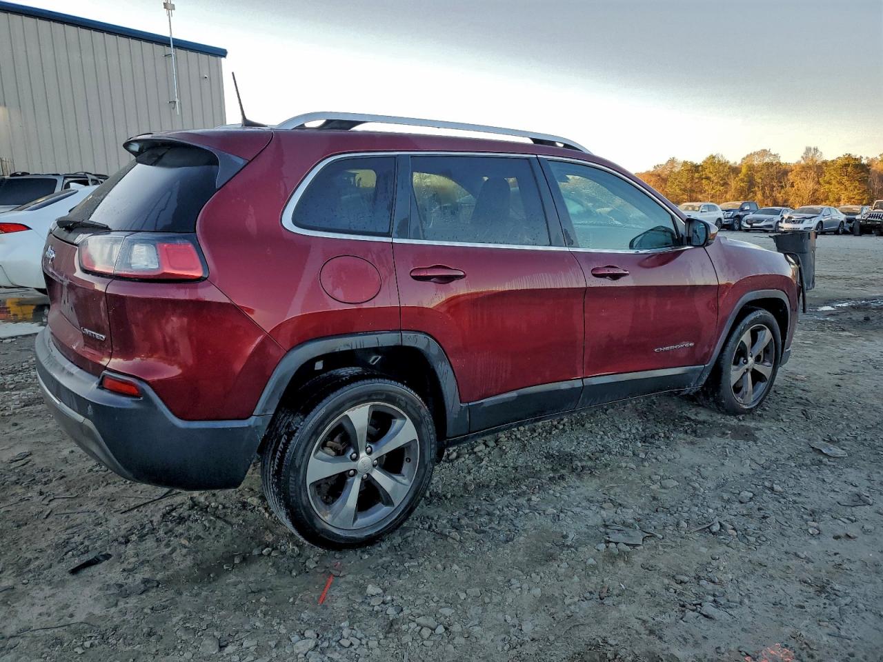 2019 JEEP CHEROKEE LIMITED photo 3