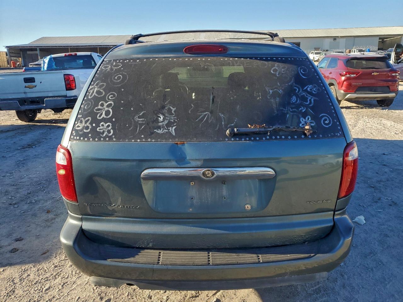 2006 CHRYSLER TOWN & COUNTRY TOURING photo 6