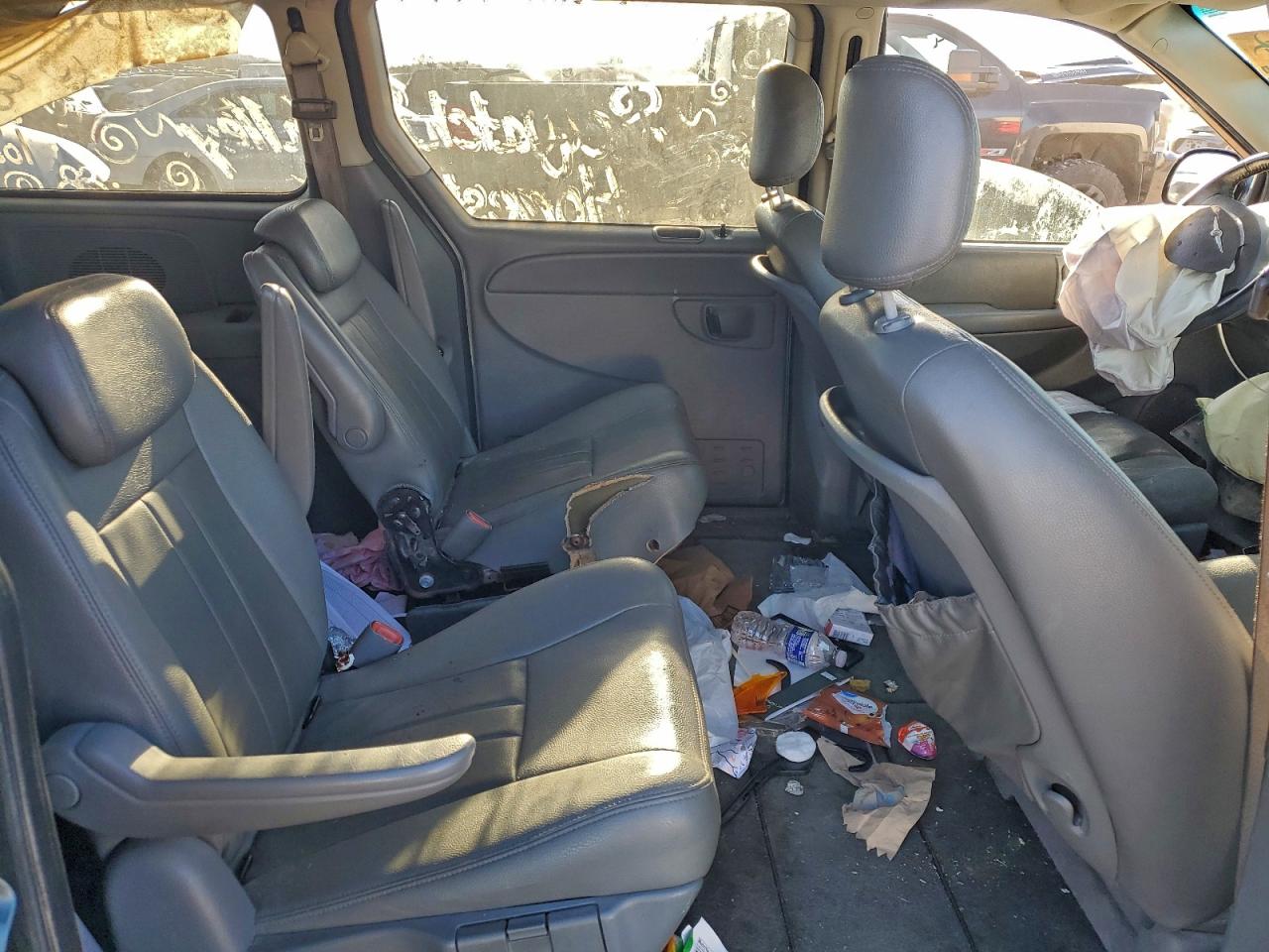 2006 CHRYSLER TOWN & COUNTRY TOURING photo 11
