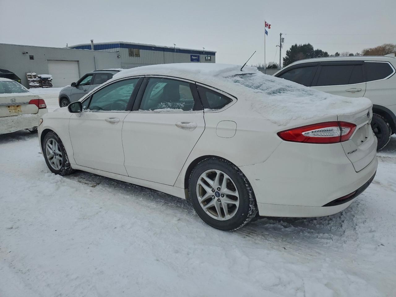 2013 FORD FUSION SE photo 2