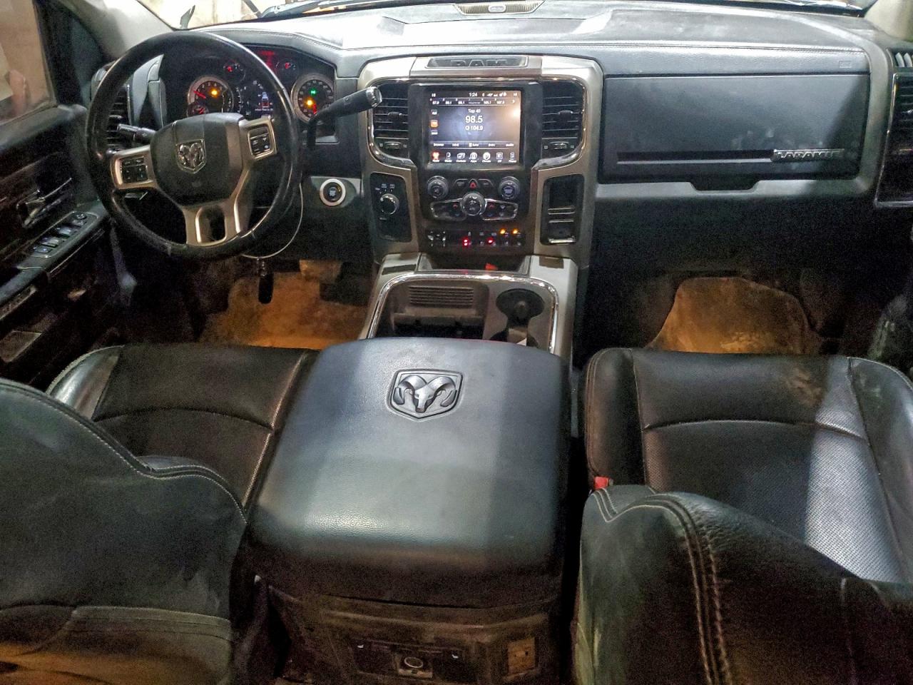 2017 RAM 2500 LARAMIE photo 8