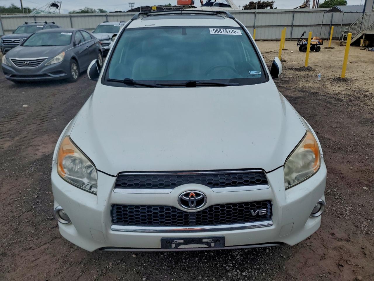 2011 TOYOTA RAV4 LIMITED photo 5