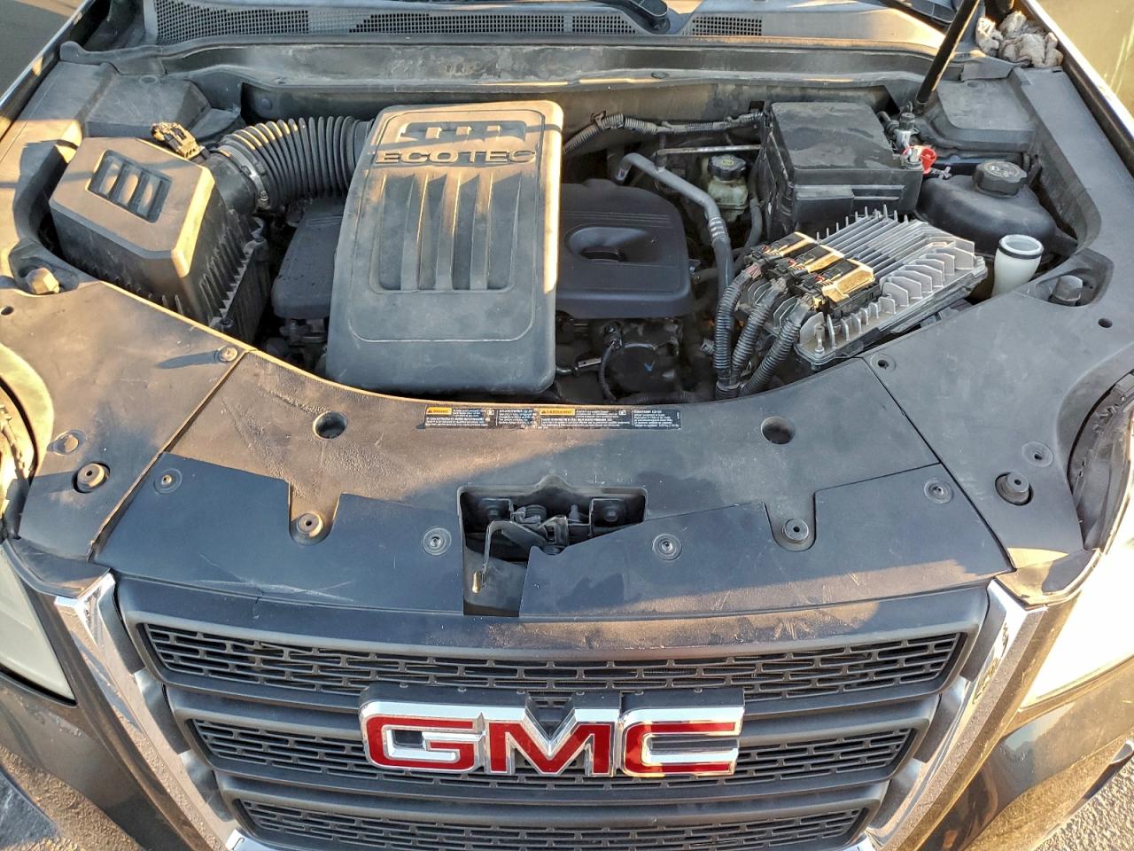 2013 GMC TERRAIN SLT photo 11
