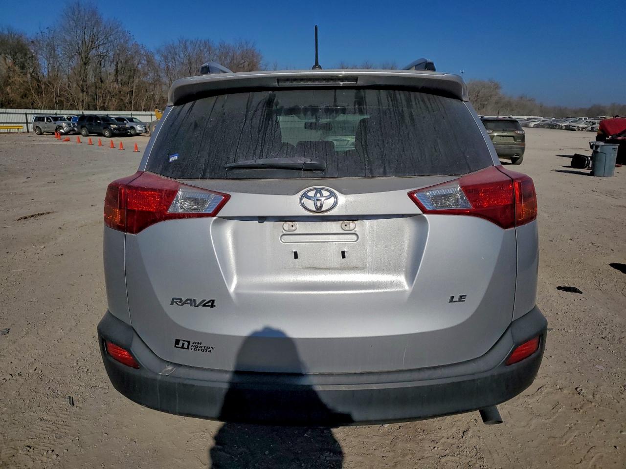 2015 TOYOTA RAV4 LE photo 6
