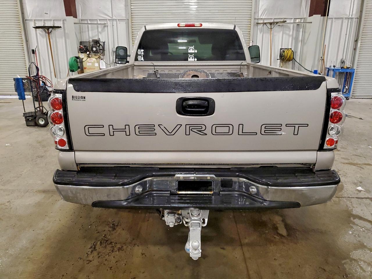2006 CHEVROLET SILVERADO C2500 HEAVY DUTY photo 6