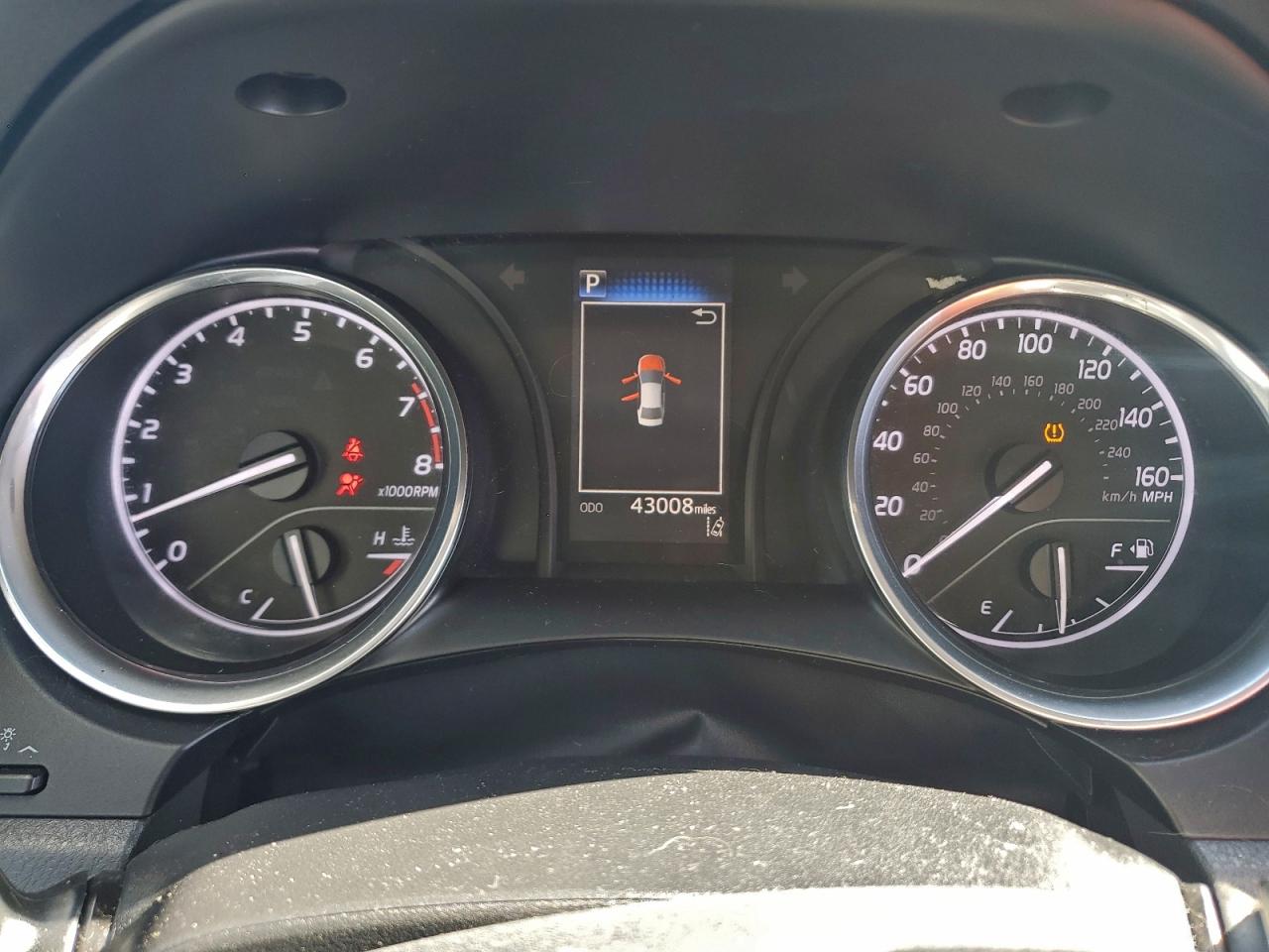 2020 TOYOTA CAMRY SE photo 9