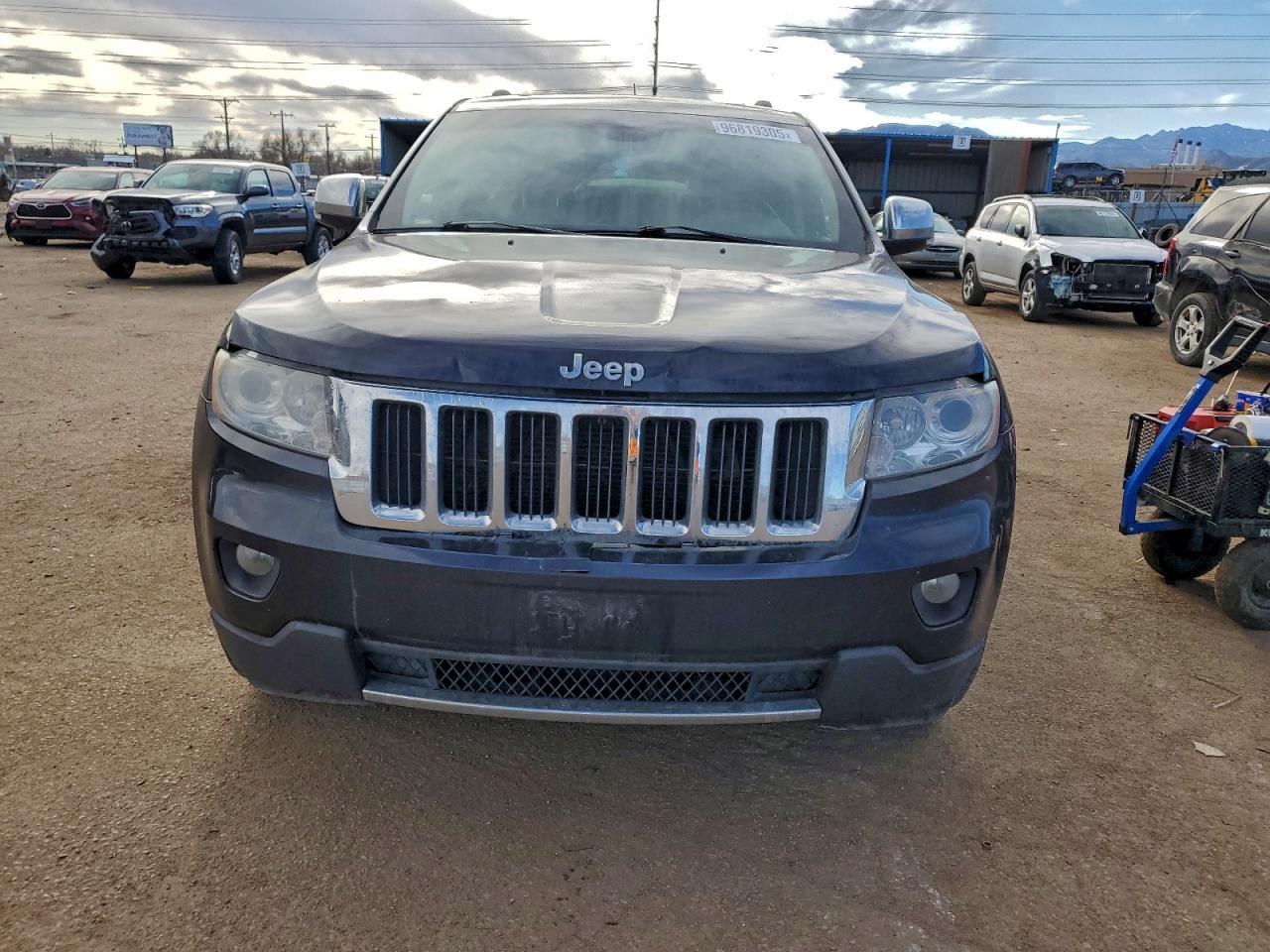 2011 JEEP GRAND CHEROKEE LIMITED photo 5