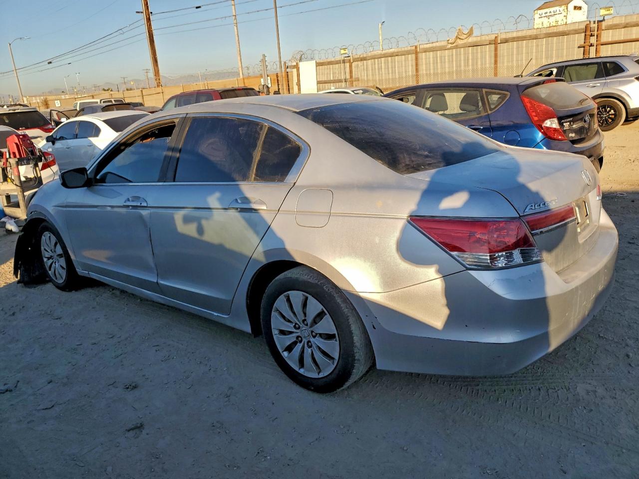 2011 HONDA ACCORD LX photo 2