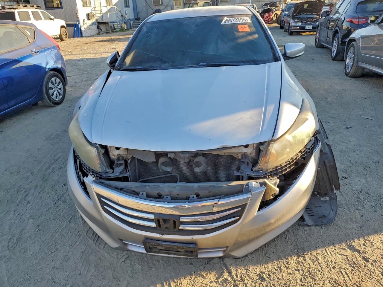 2011 HONDA ACCORD LX photo 5
