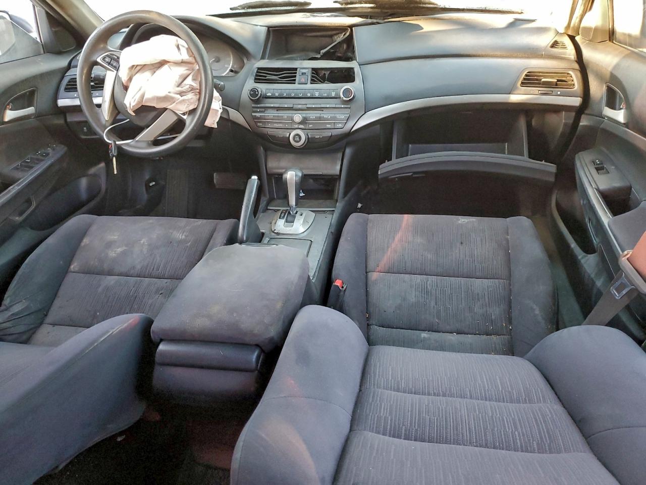 2011 HONDA ACCORD LX photo 8
