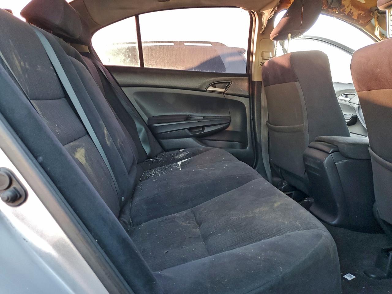 2011 HONDA ACCORD LX photo 10
