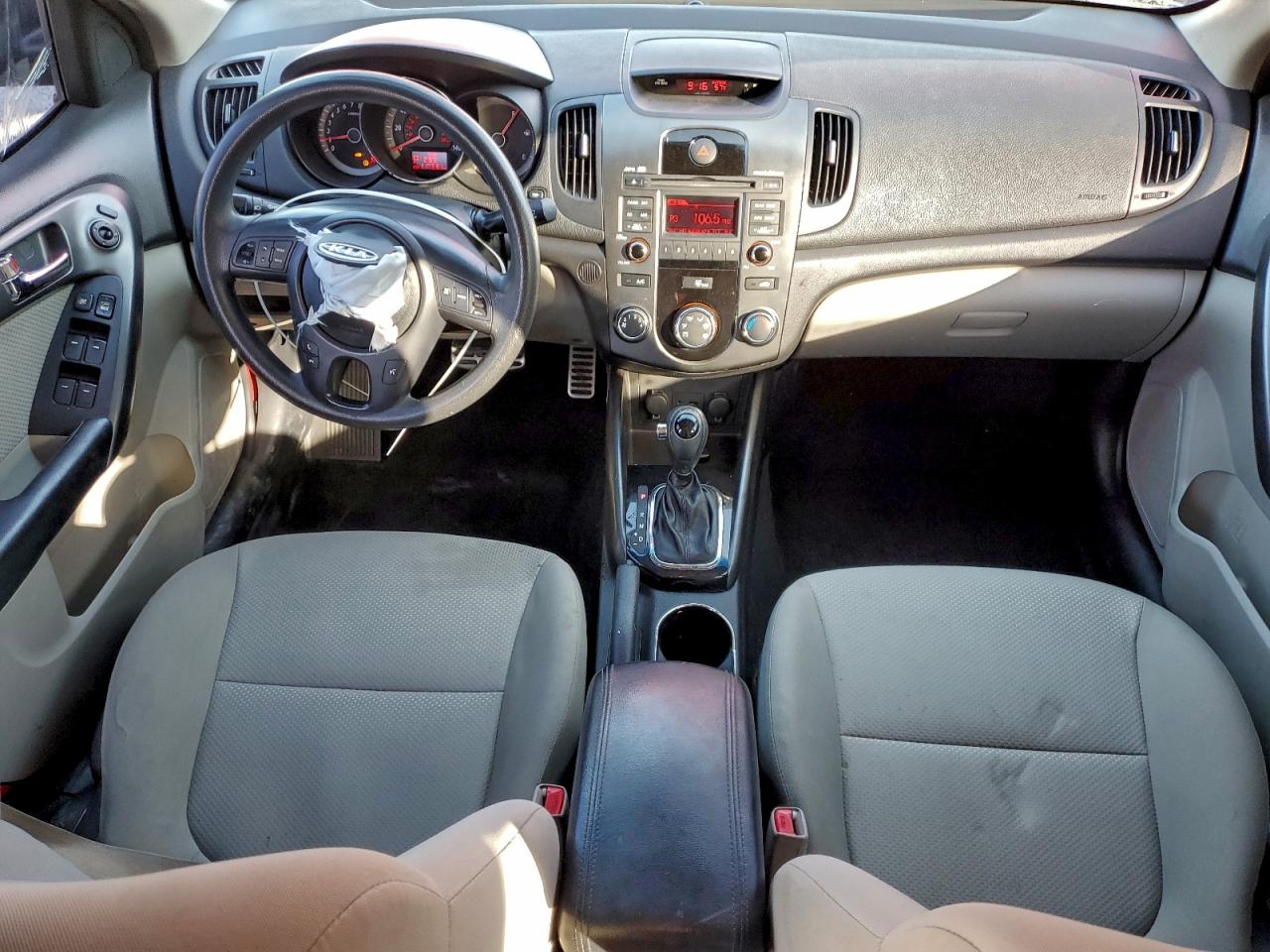 2013 KIA FORTE EX photo 8