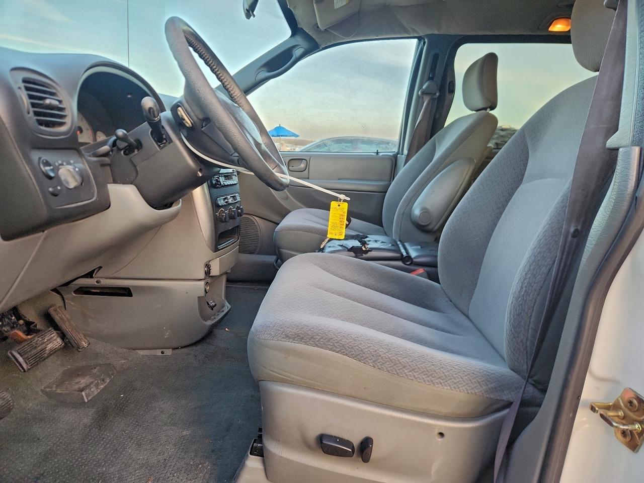 2005 CHRYSLER TOWN & COUNTRY TOURING photo 7