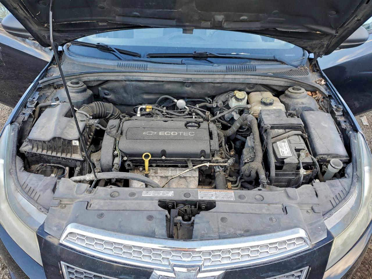 2014 CHEVROLET CRUZE LS photo 11