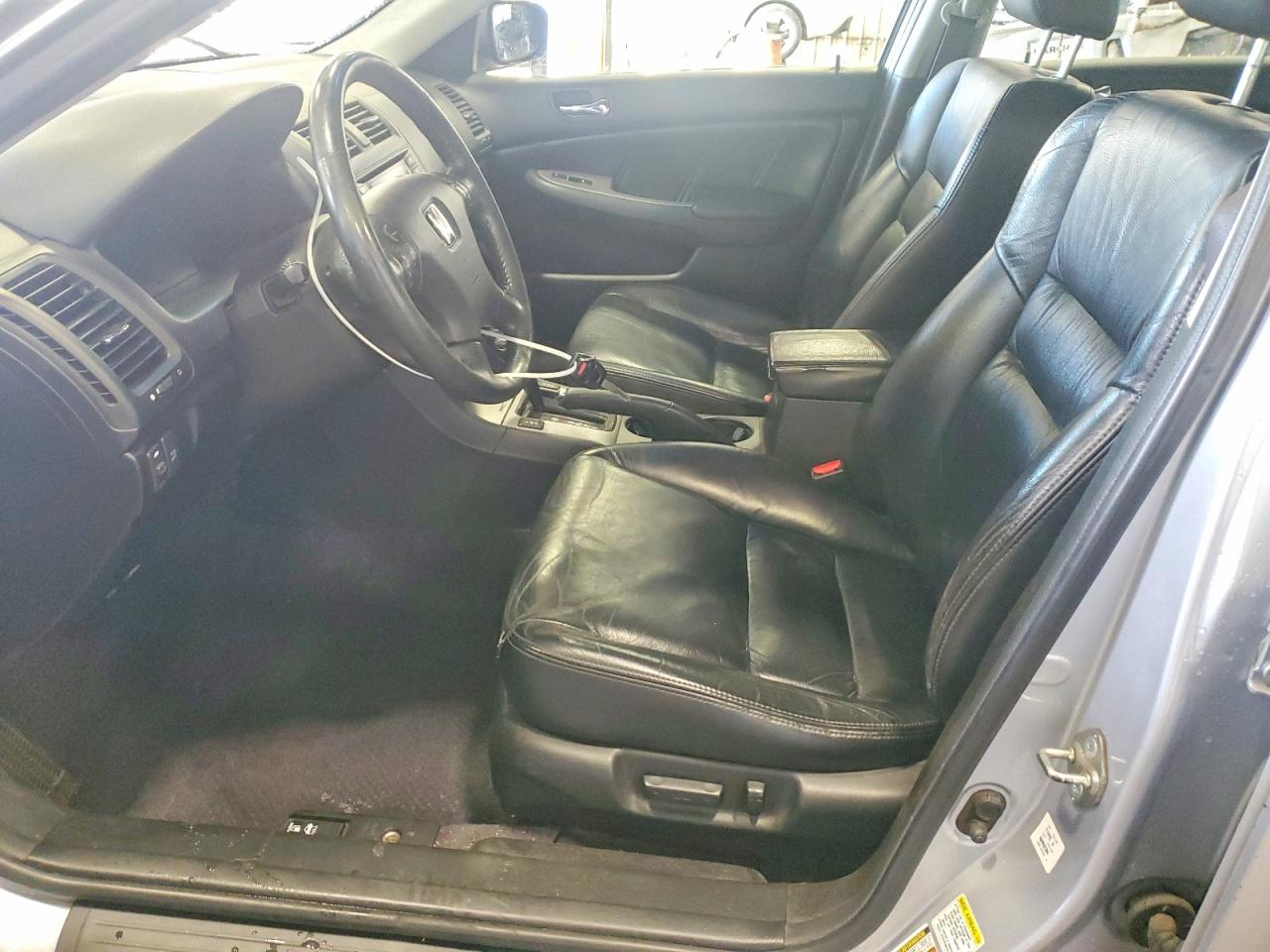 2005 HONDA ACCORD EX photo 7