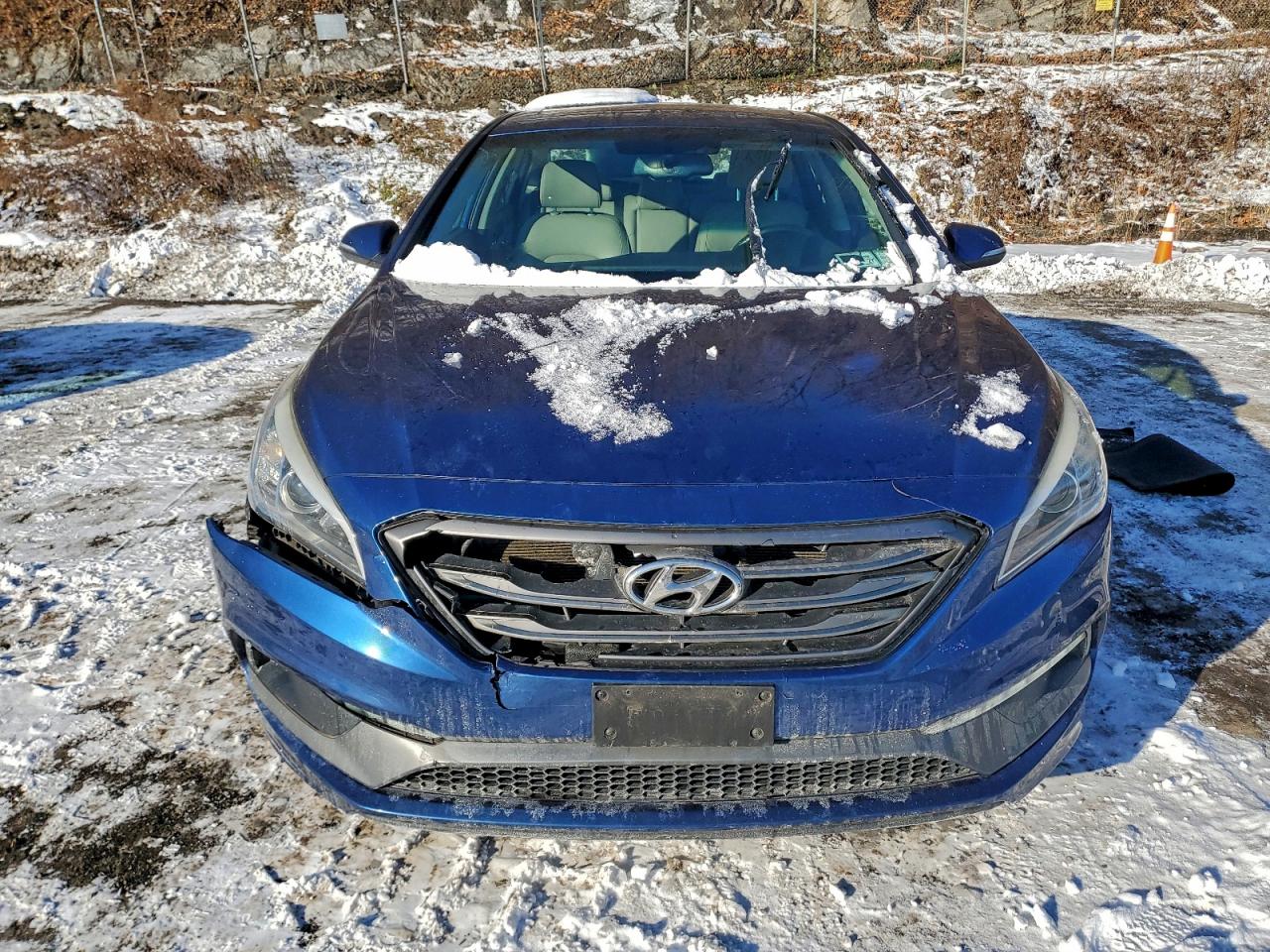 2017 HYUNDAI SONATA SPORT photo 5