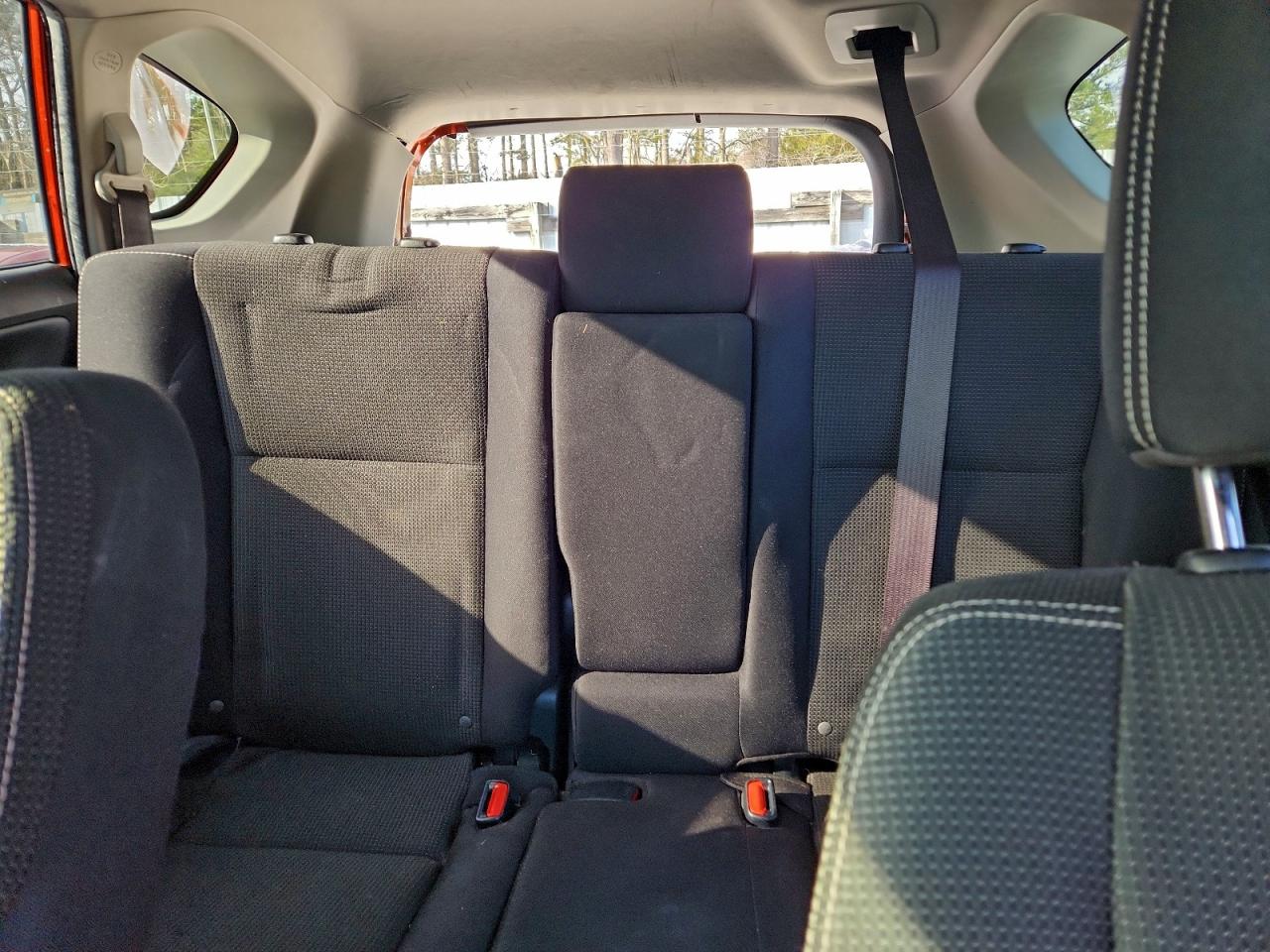 2016 TOYOTA RAV4 XLE photo 10