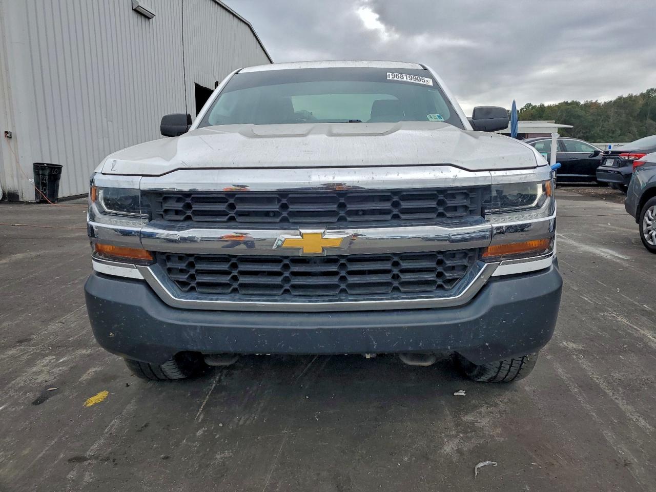 2018 CHEVROLET SILVERADO C1500 photo 5