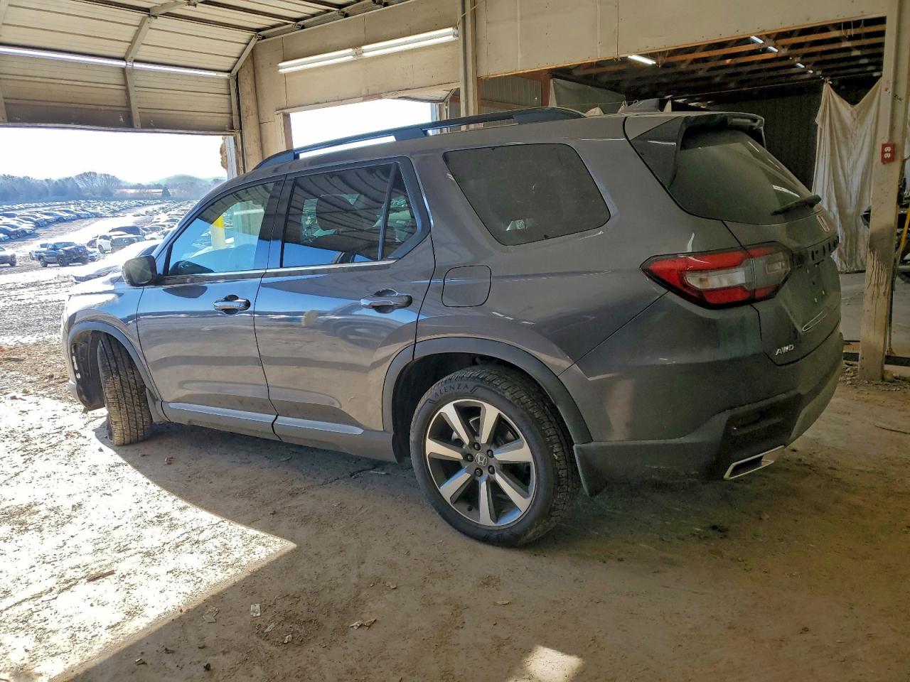 2025 HONDA PILOT ELITE photo 2