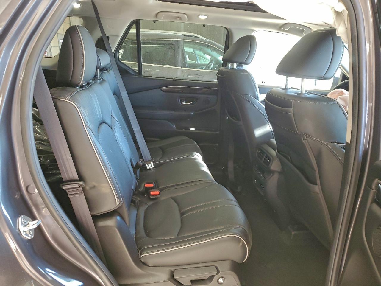 2025 HONDA PILOT ELITE photo 11