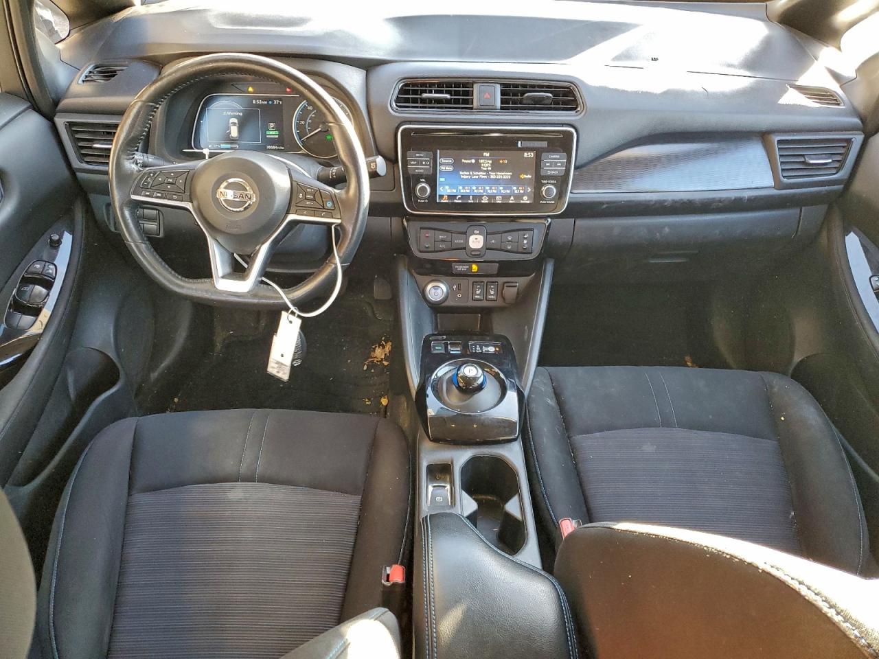 2019 NISSAN LEAF S photo 8