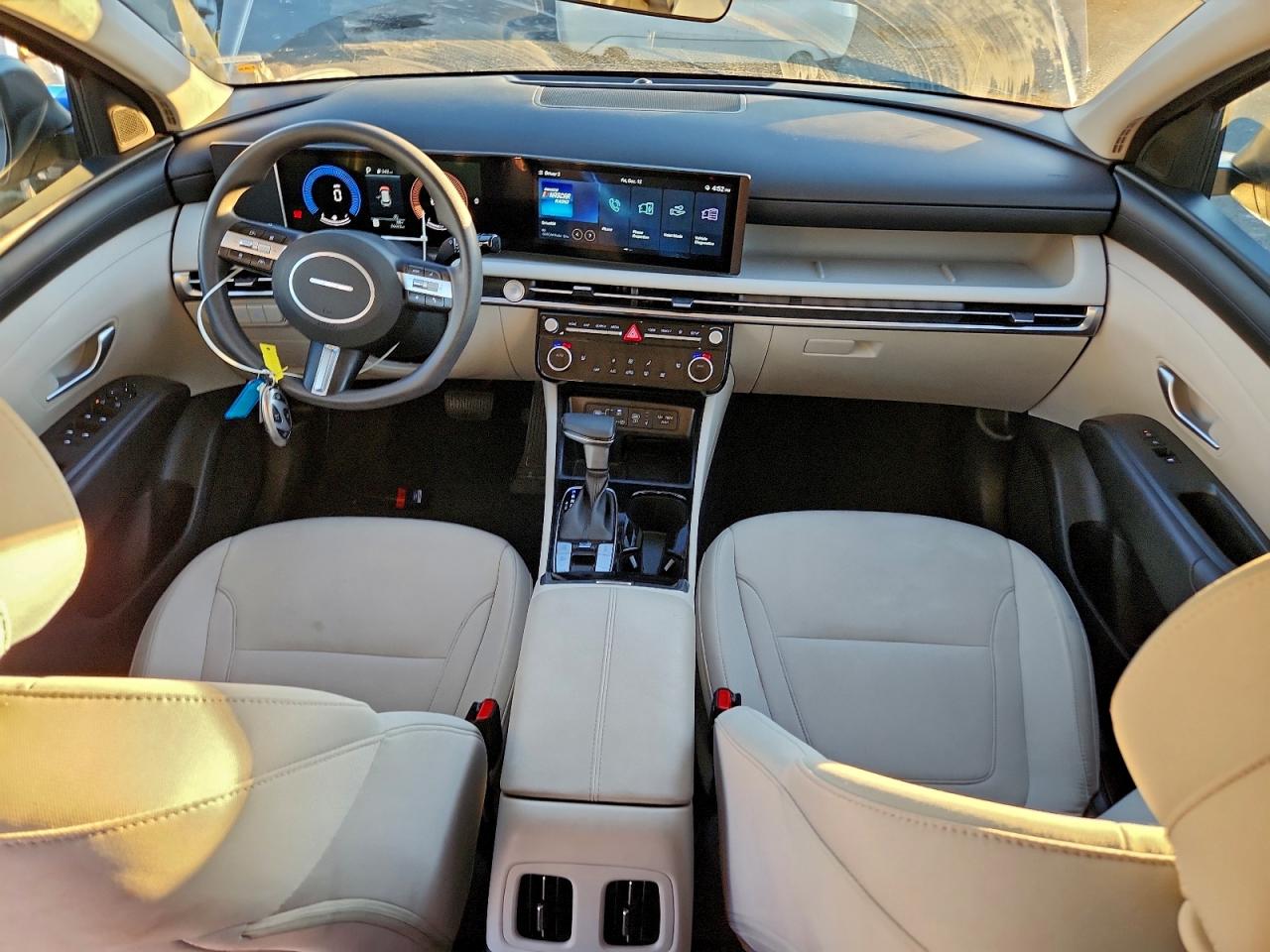 2025 HYUNDAI TUCSON SEL photo 8