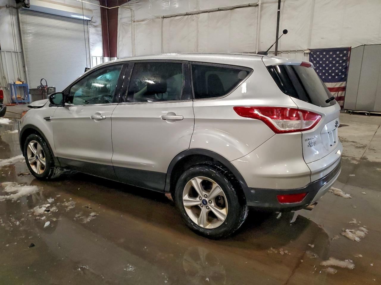 2015 FORD ESCAPE SE photo 2