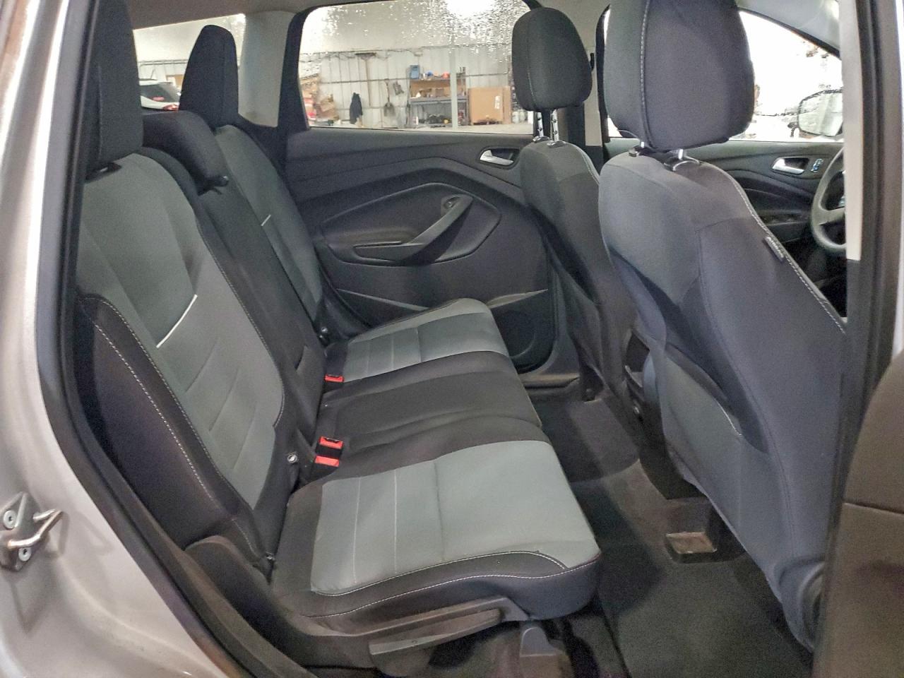 2015 FORD ESCAPE SE photo 11
