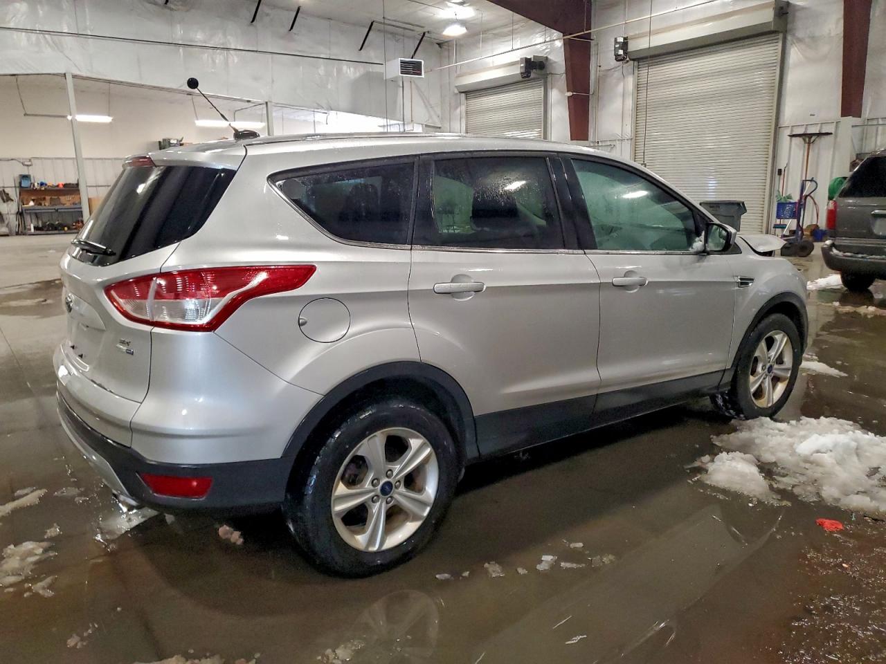 2015 FORD ESCAPE SE photo 3