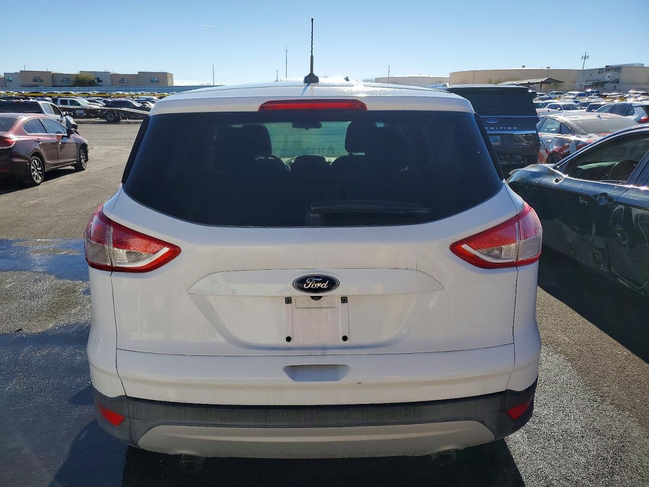 2016 FORD ESCAPE SE photo 6