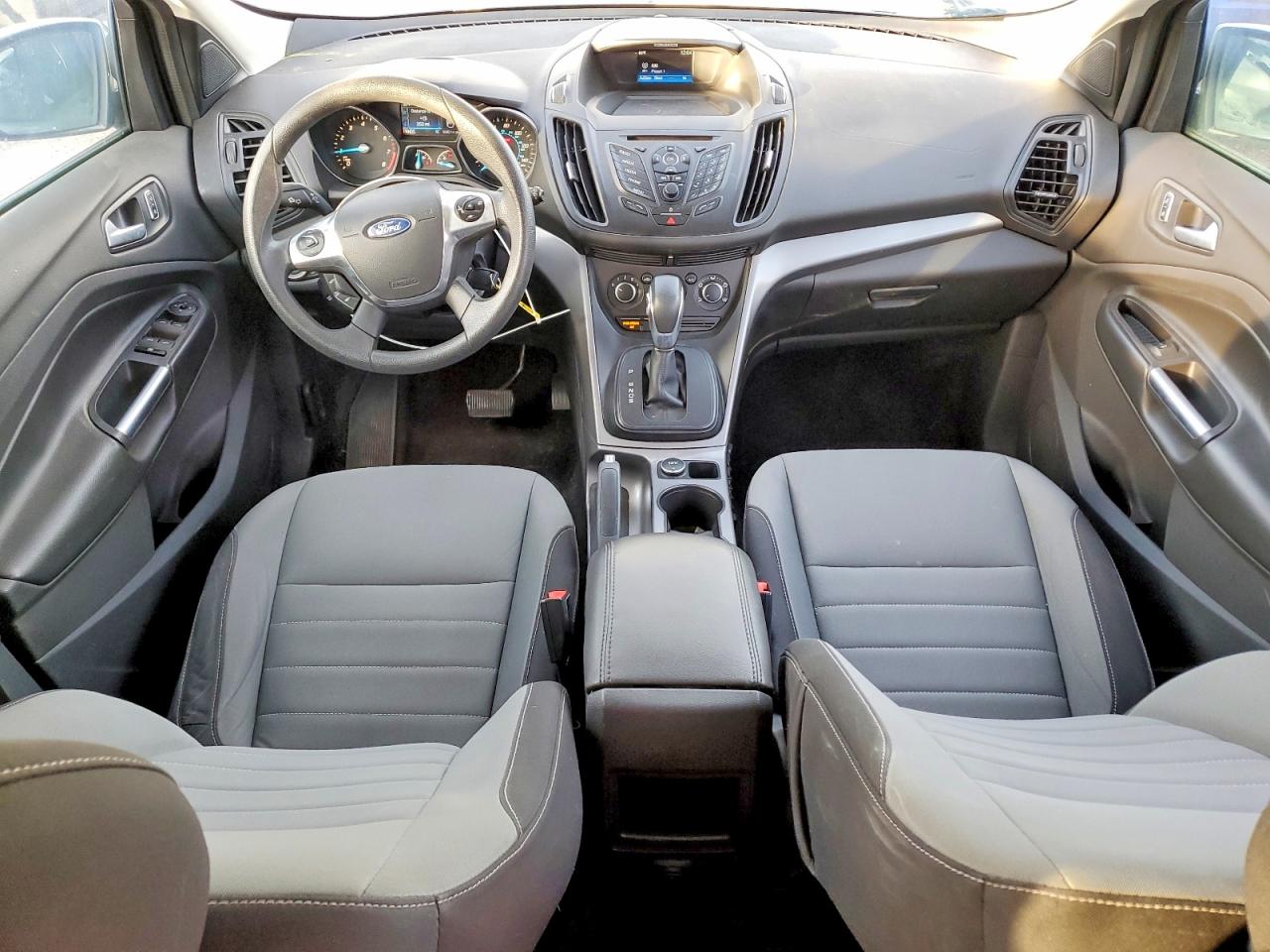 2016 FORD ESCAPE SE photo 8