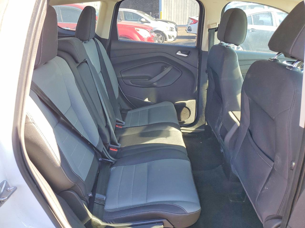 2016 FORD ESCAPE SE photo 11