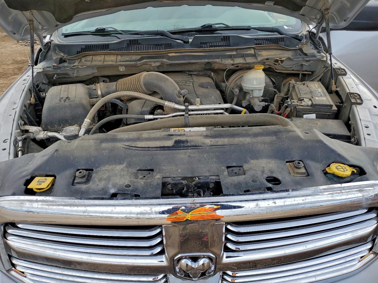 2016 RAM 1500 SLT photo 11