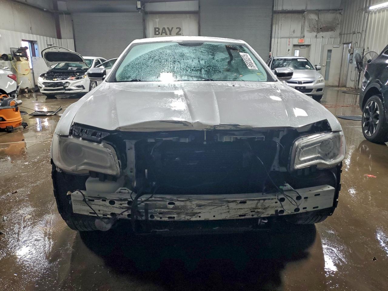 2013 CHRYSLER 300C photo 5