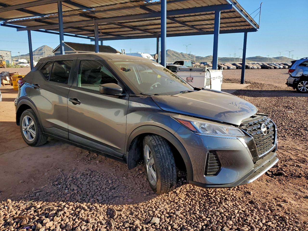 2022 NISSAN KICKS S photo 4