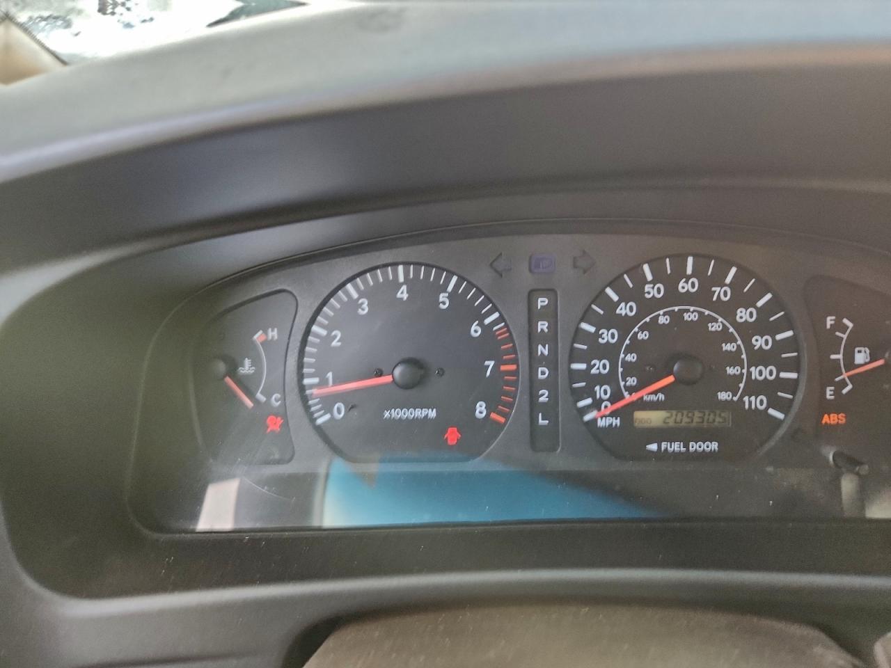 2000 TOYOTA SIENNA LE photo 9
