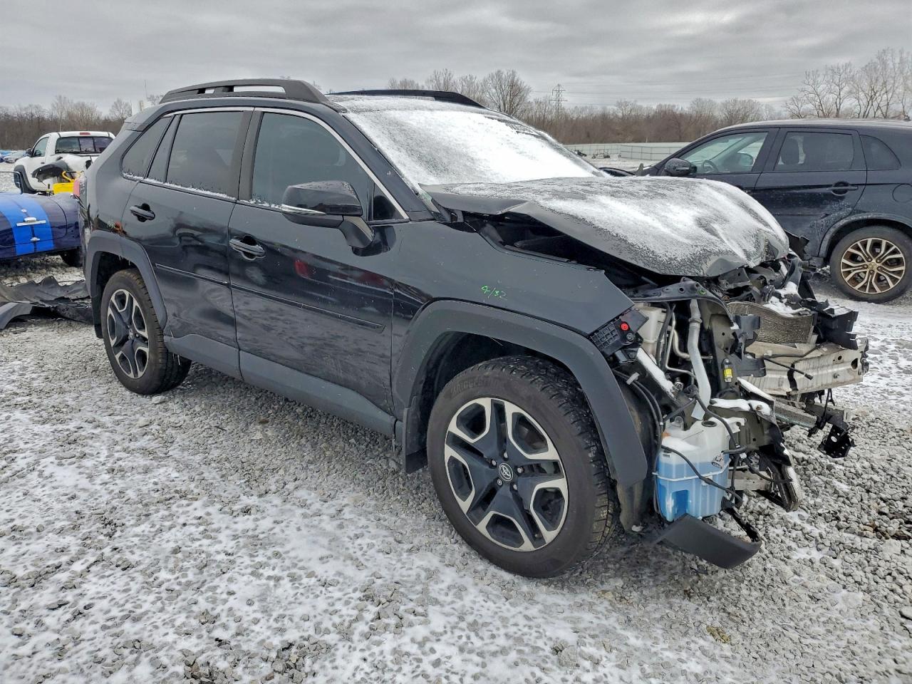 2019 TOYOTA RAV4 ADVENTURE photo 4