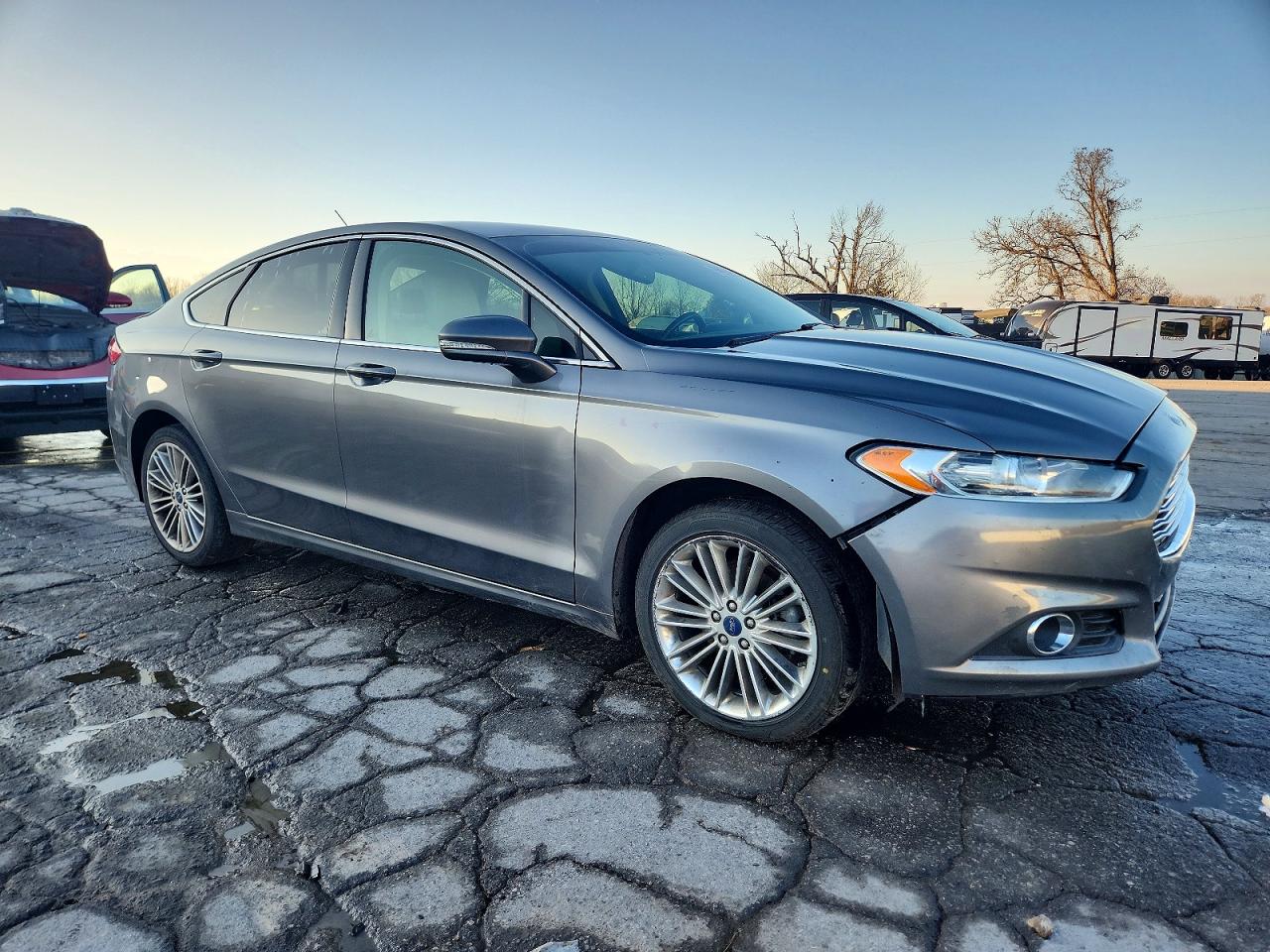2014 FORD FUSION SE photo 4