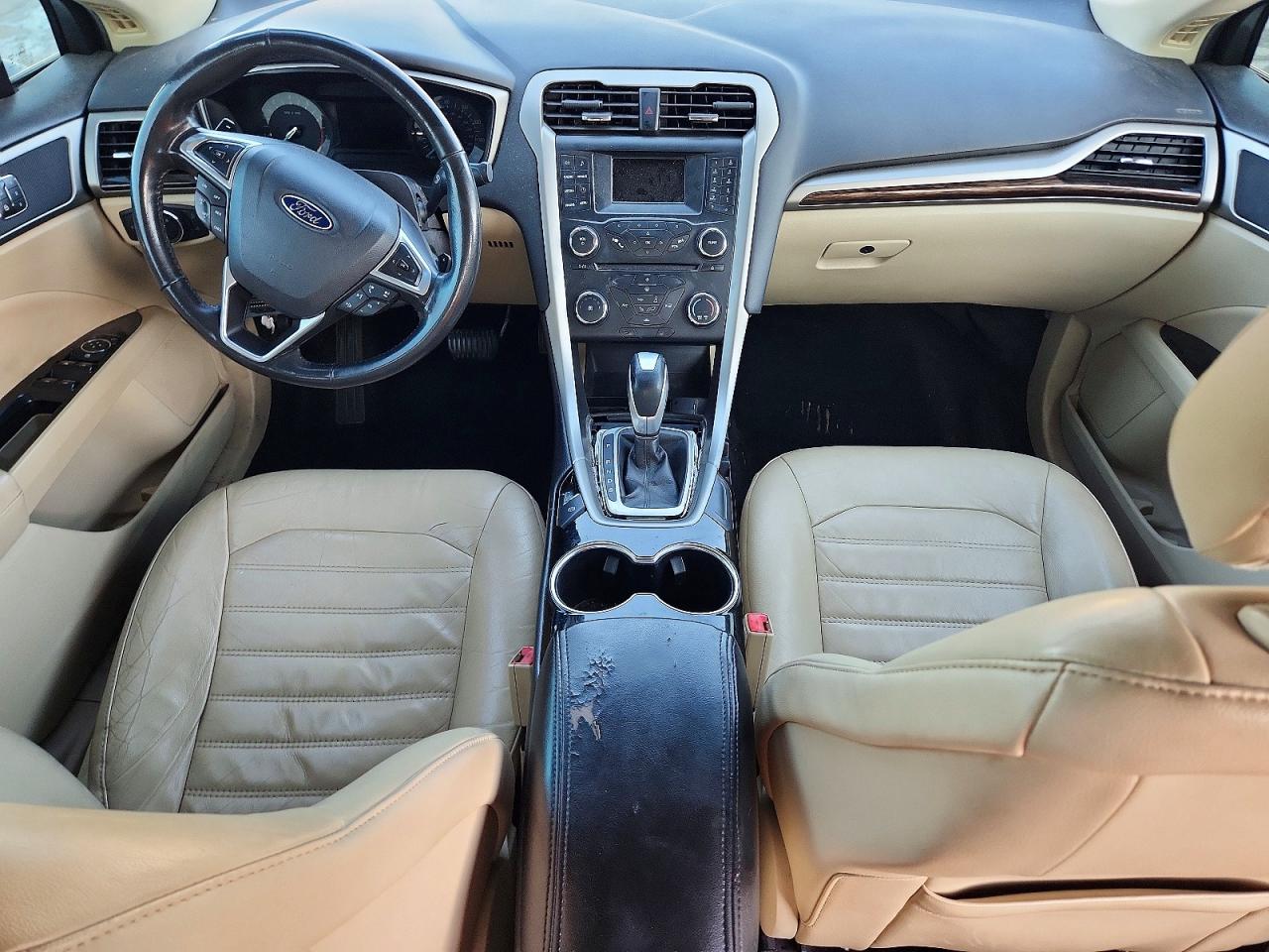 2014 FORD FUSION SE photo 8