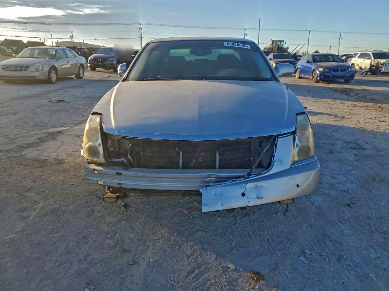 2011 CADILLAC DTS PREMIUM COLLECTION photo 5