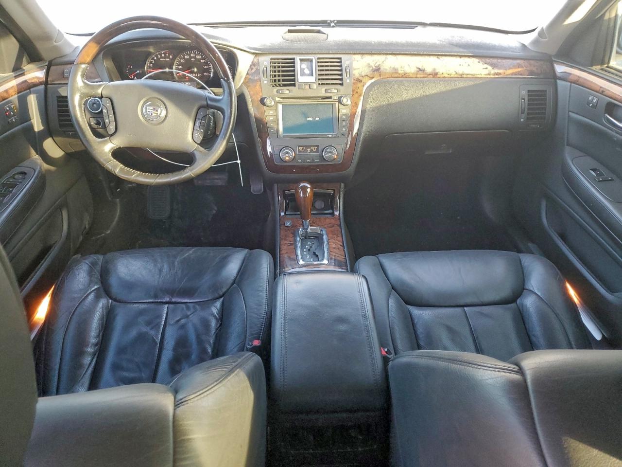 2011 CADILLAC DTS PREMIUM COLLECTION photo 8