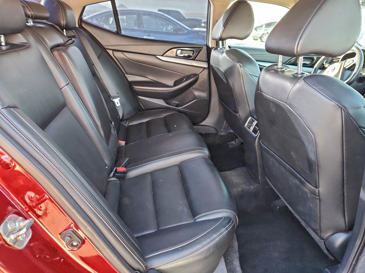 2017 NISSAN MAXIMA 3.5 SV photo 10