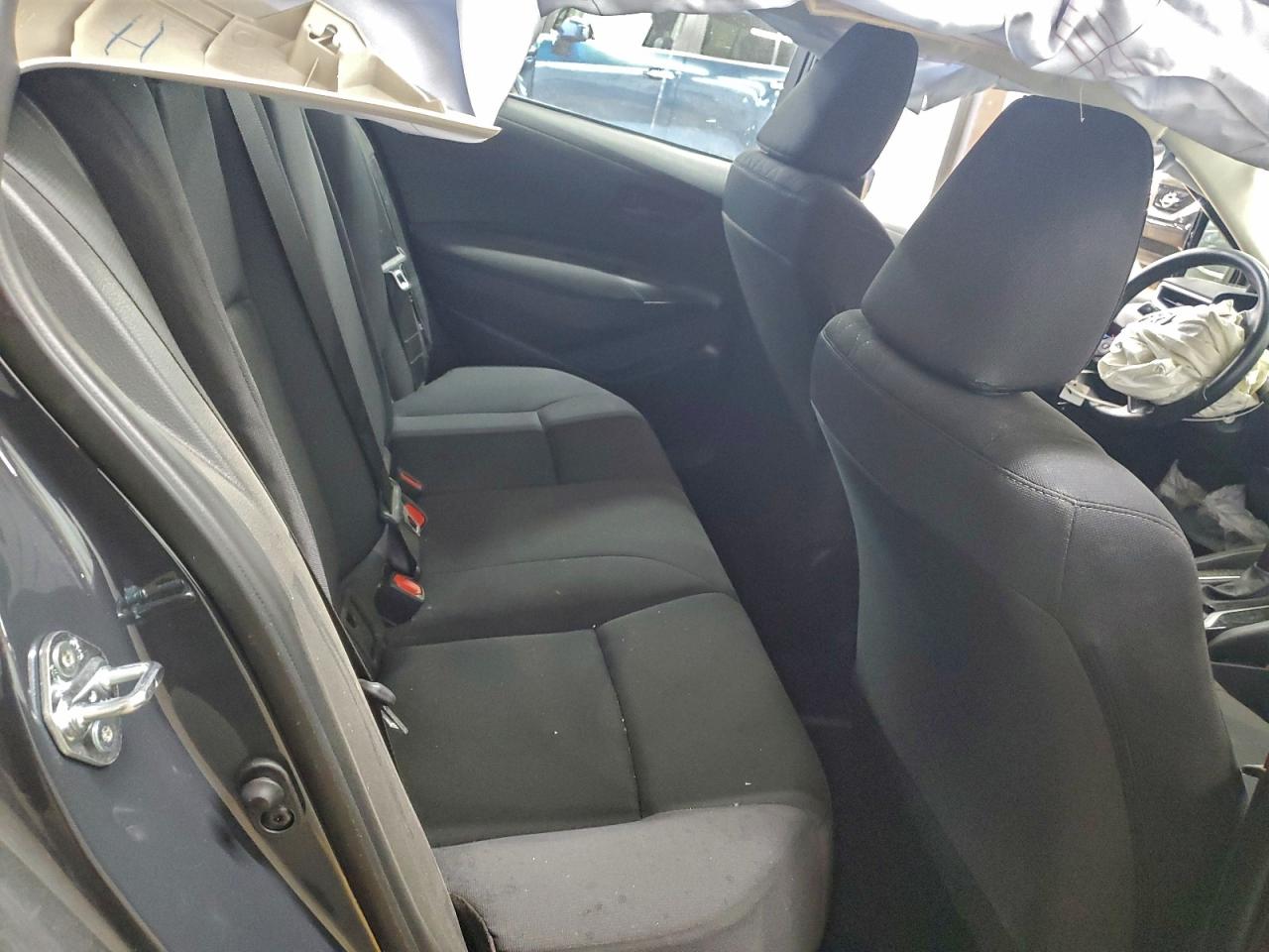 2025 TOYOTA COROLLA LE photo 10