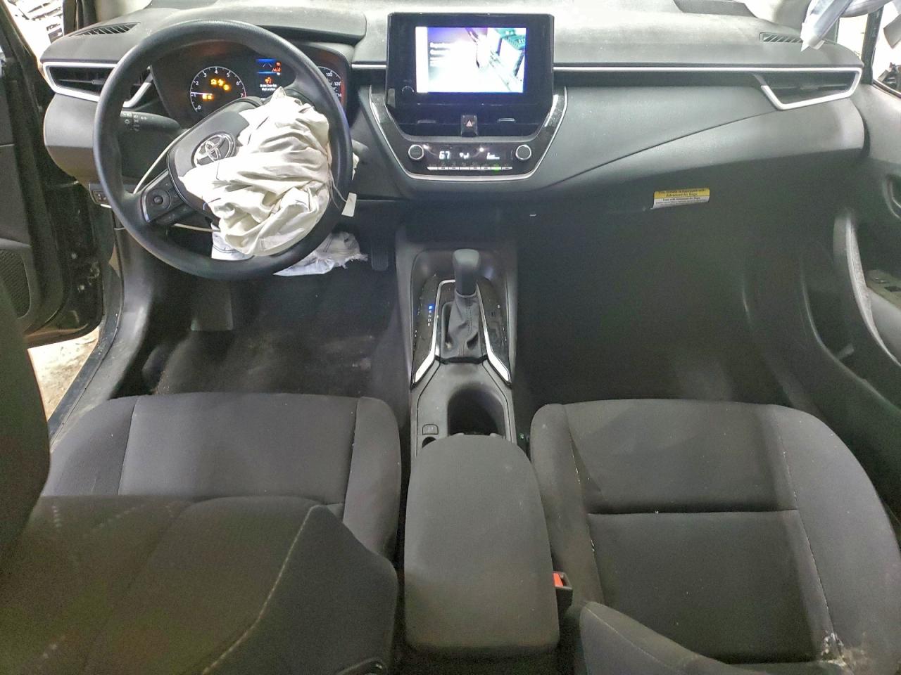2025 TOYOTA COROLLA LE photo 8