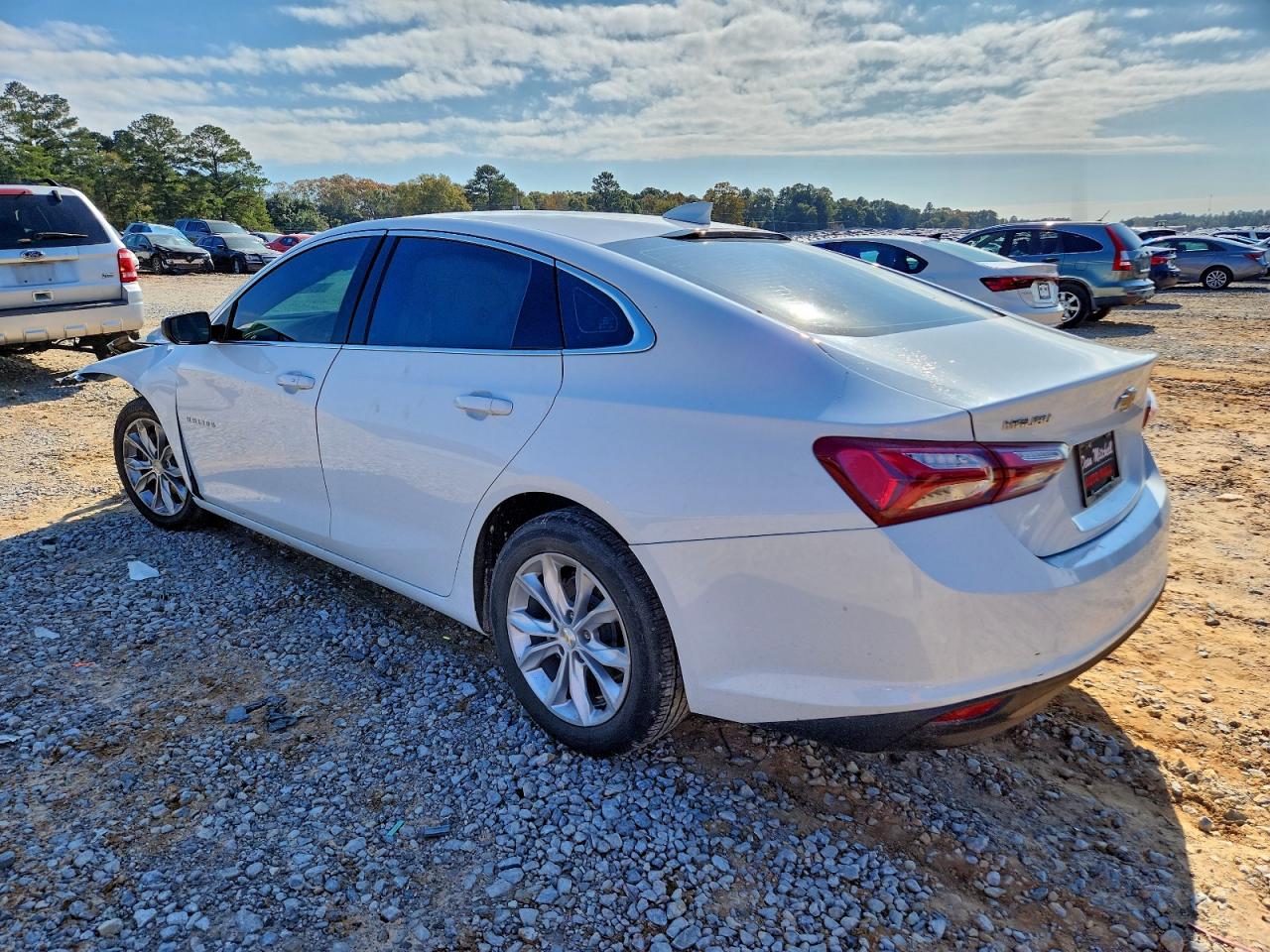 2022 CHEVROLET MALIBU LT photo 2