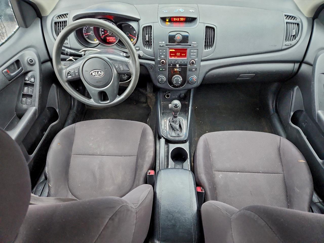 2013 KIA FORTE LX photo 8
