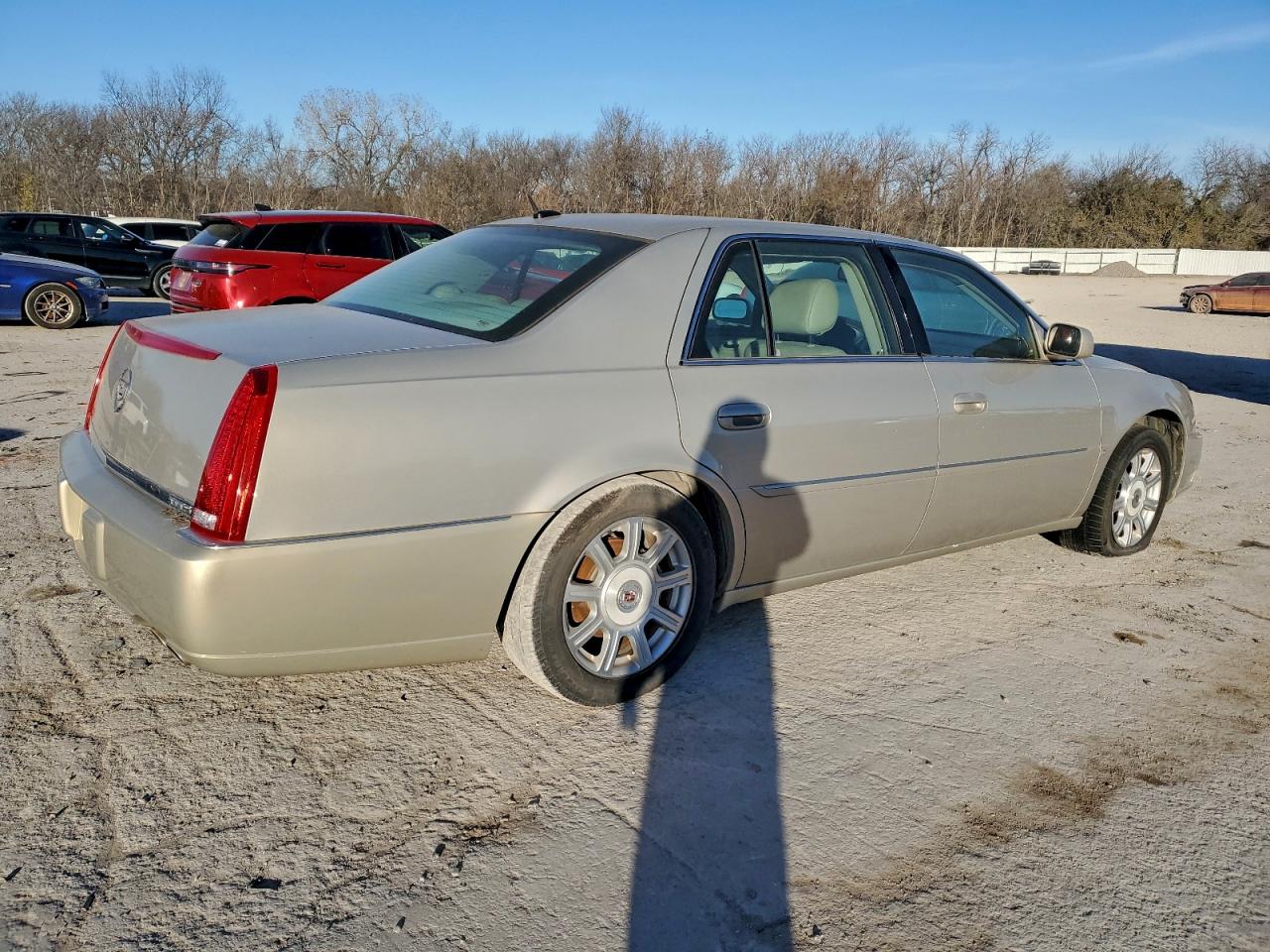 2008 CADILLAC DTS photo 3