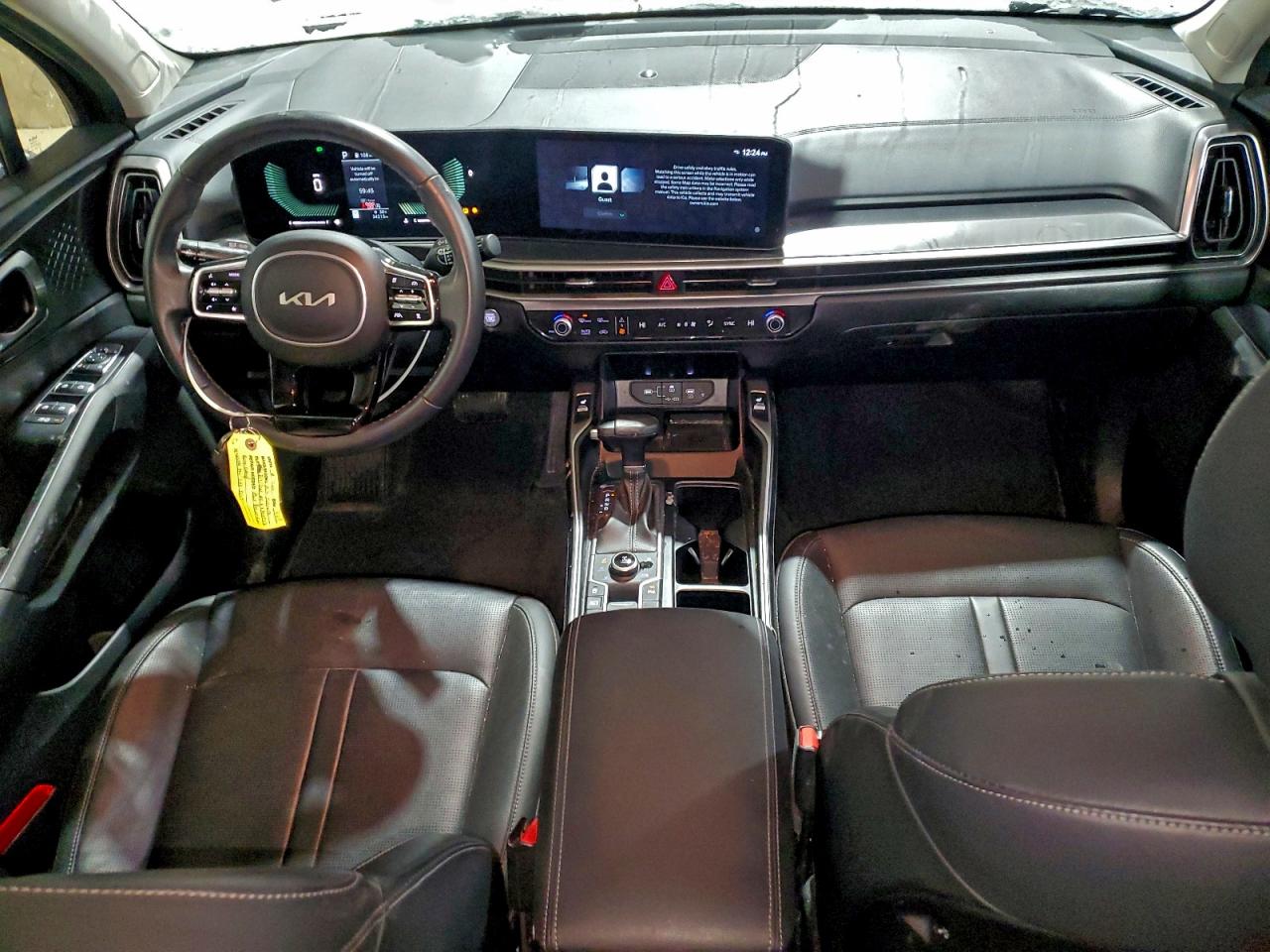 2024 KIA SORENTO S photo 8