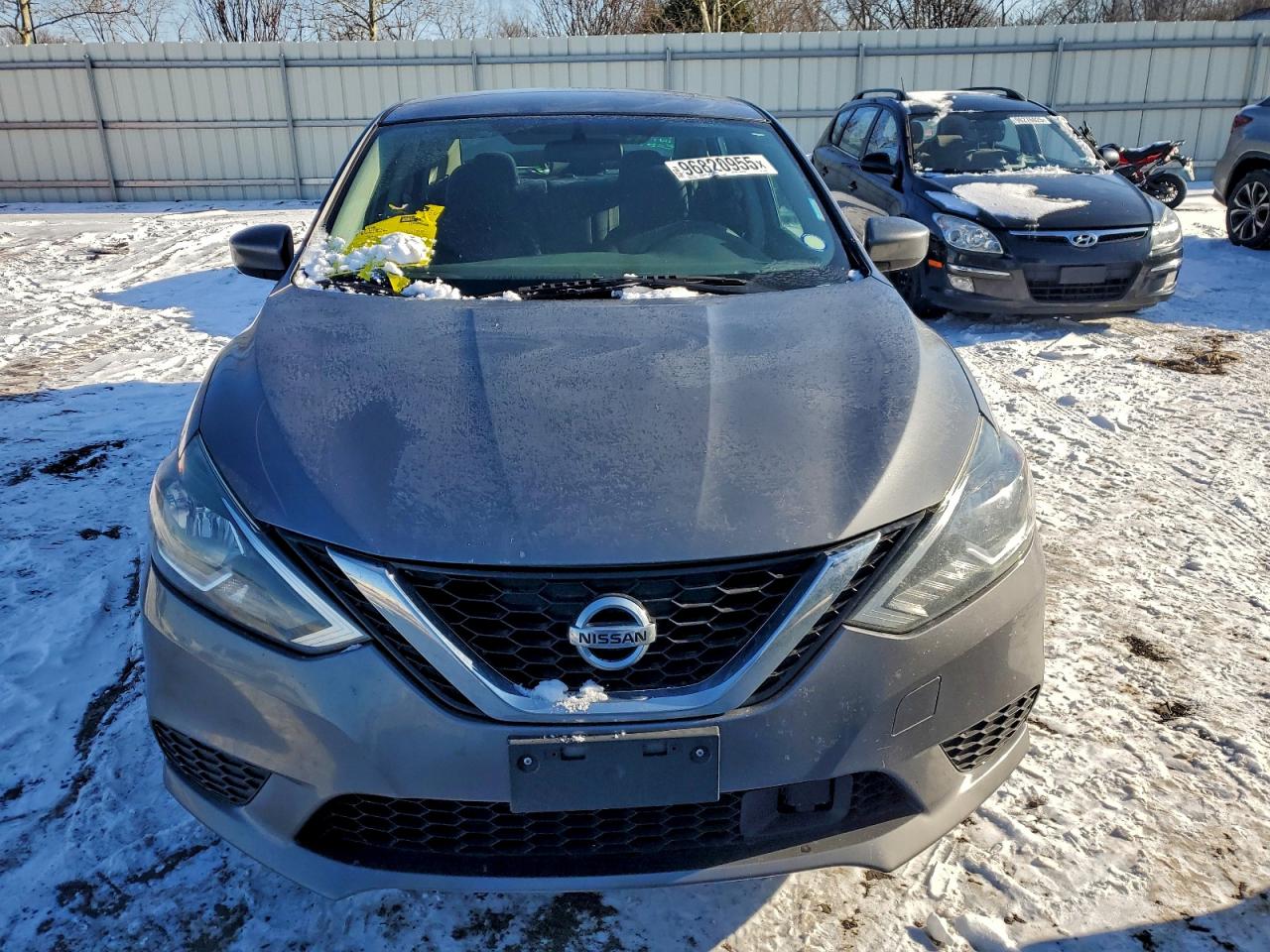 2019 NISSAN SENTRA S photo 5